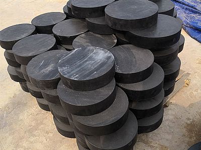 巴楚县板式橡胶支座由若干层橡胶片与薄钢板经加压硫化